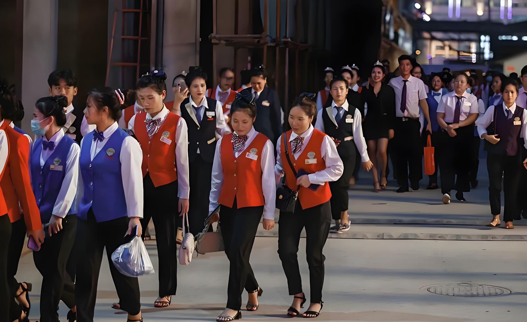 腾龙集团总部大楼 - 上海陆家嘴地标建筑